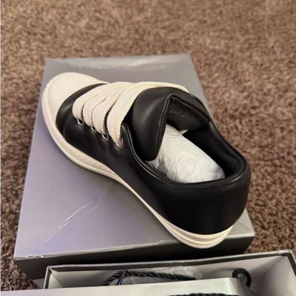 Somebody bought me these and I have sumn - Picture 2 of 5